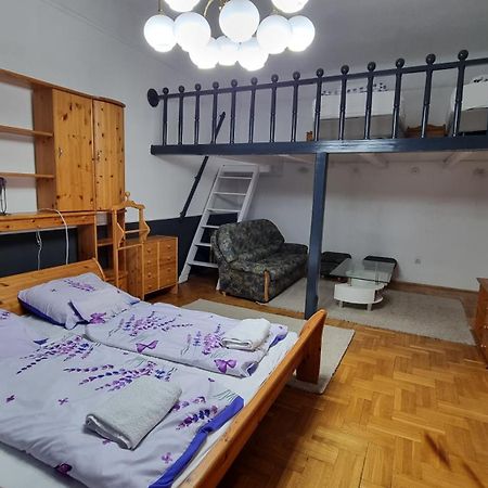 Centrum Panzio Debrecen Eksteriør bilde