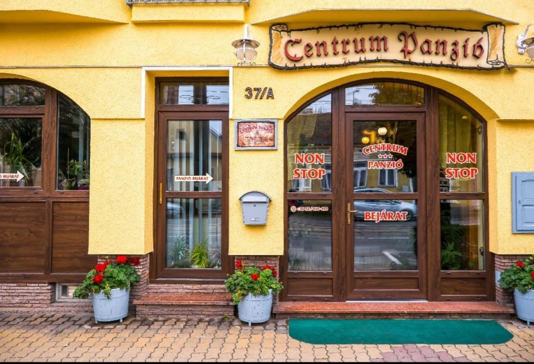 Centrum Panzio Debrecen Eksteriør bilde